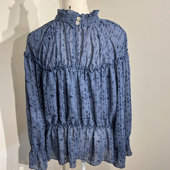 Versona blouse - Picture 2 of 4